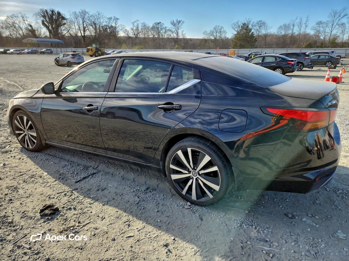 Nissan Altima 2020