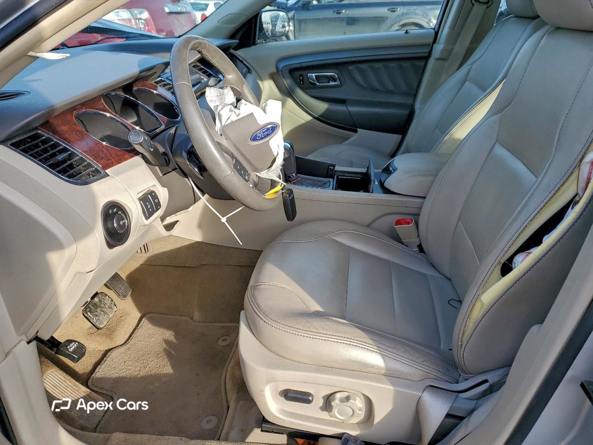 Ford Taurus 2012