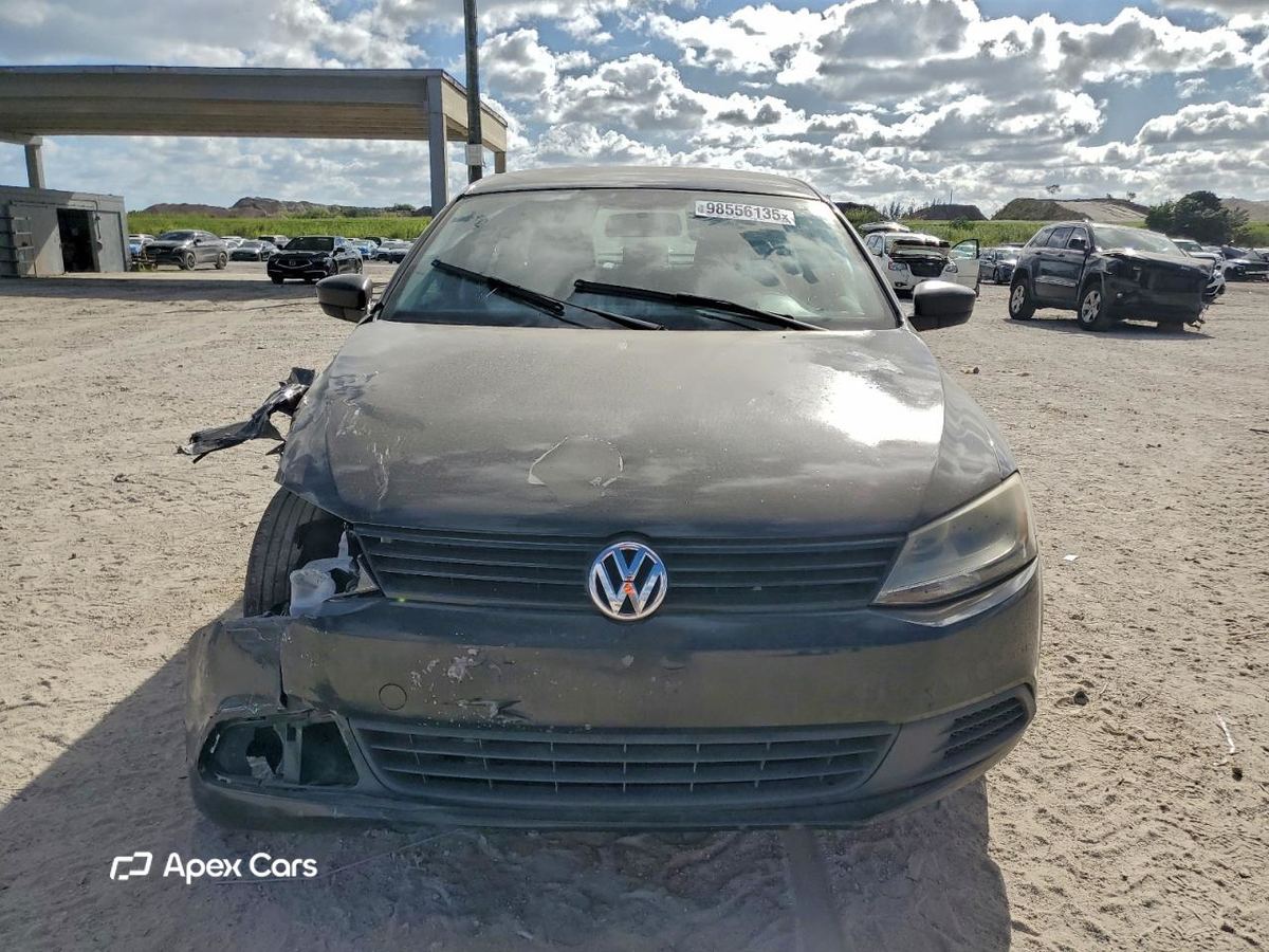 Volkswagen Jetta 2013