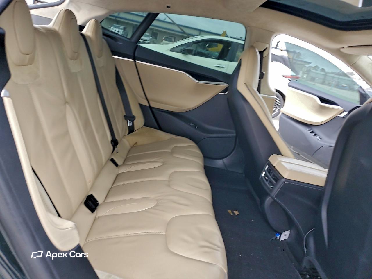 Tesla Model S 2014