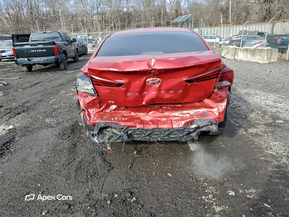 Hyundai Elantra 2020