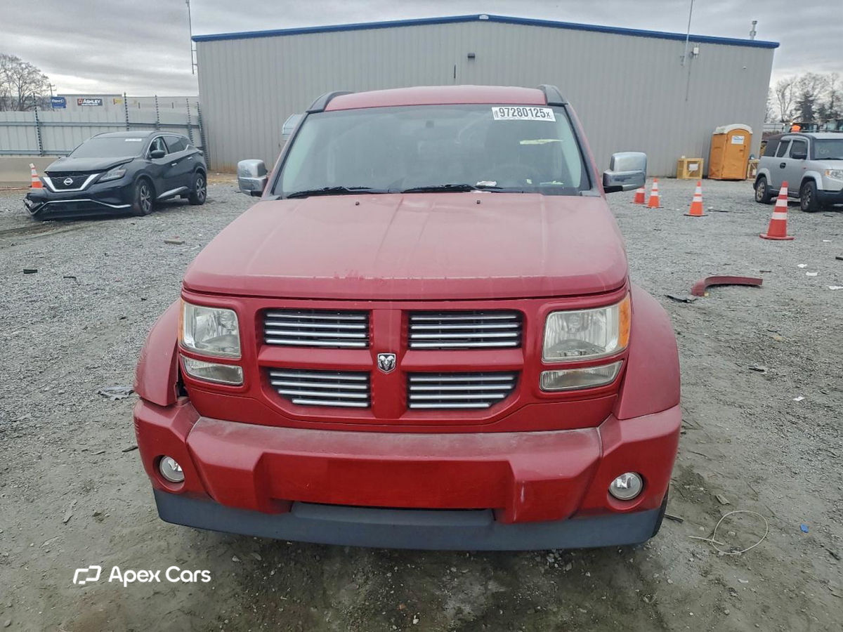 Dodge Nitro 2011