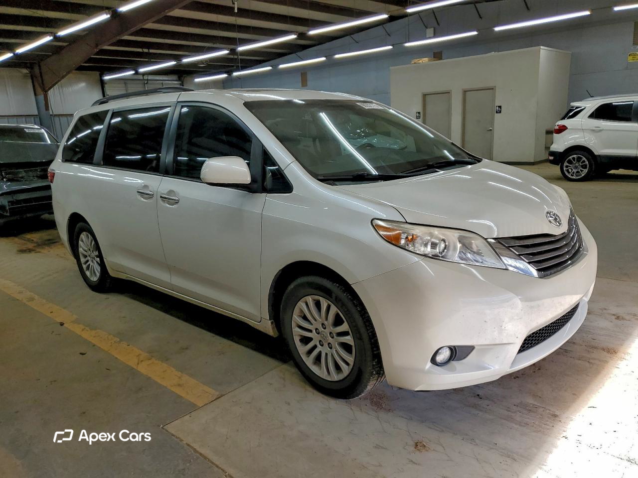Toyota Sienna 2016