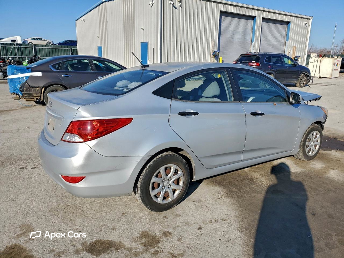 Hyundai Accent 2012