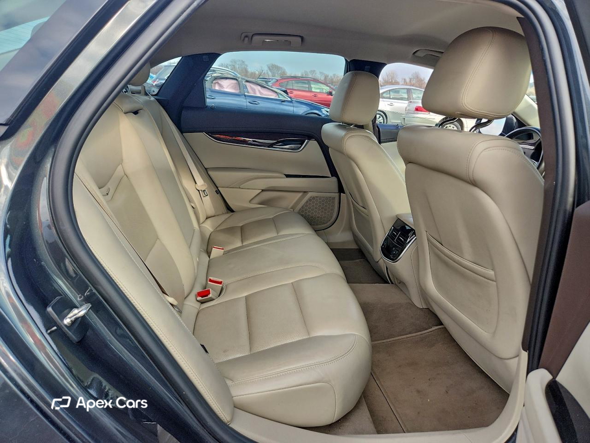 Cadillac XTS 2015