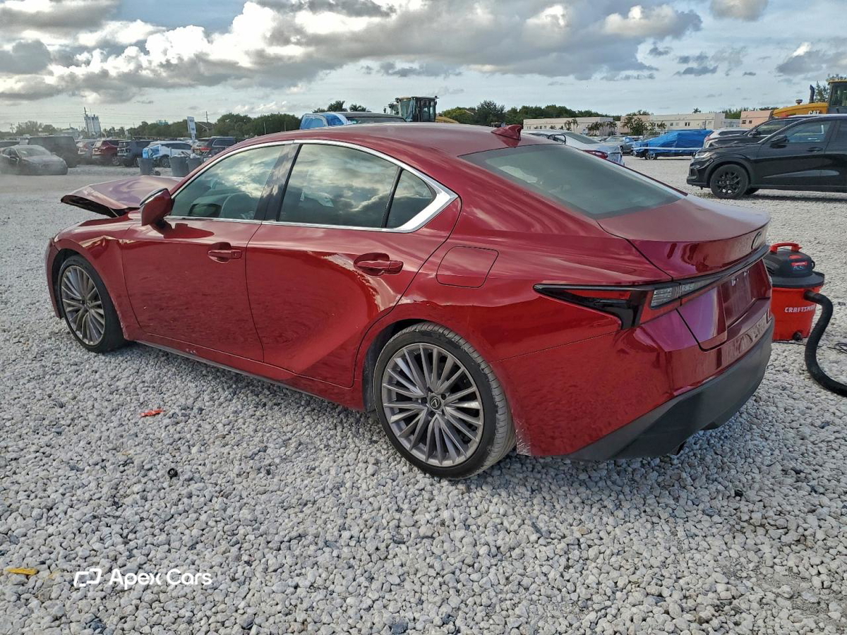 Lexus IS 2024