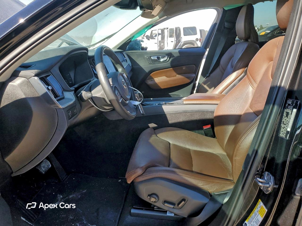 Volvo XC60 2019