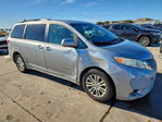 Toyota Sienna 2016