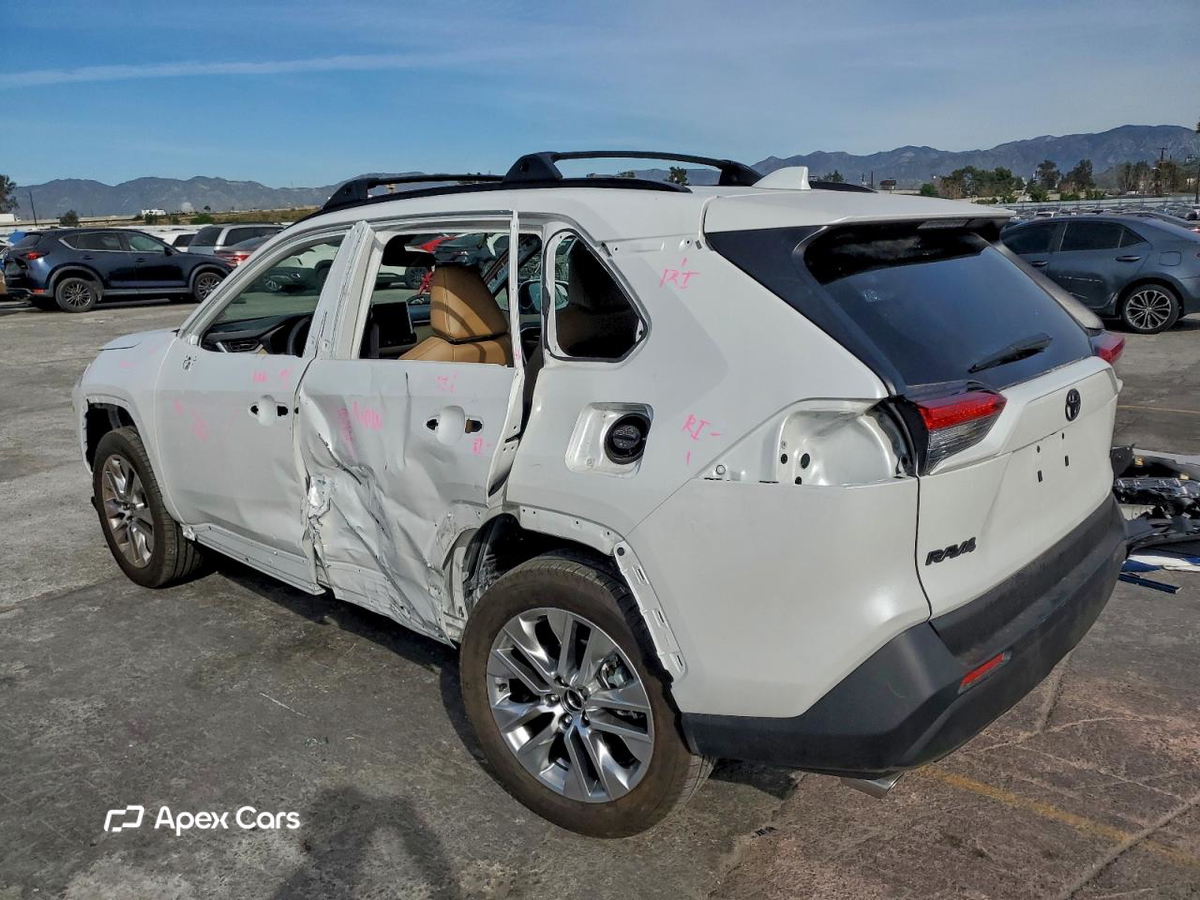 Toyota RAV 4 2025