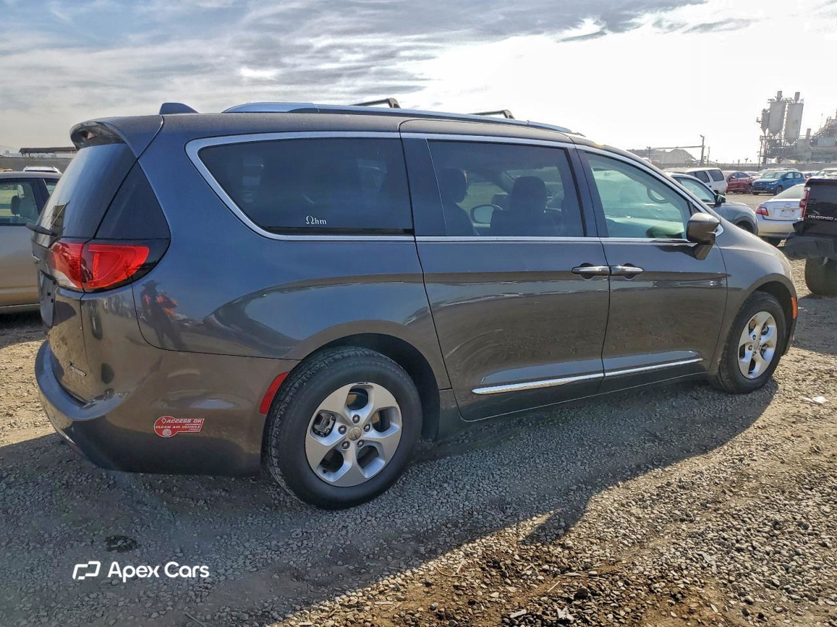 Chrysler Pacifica 2018