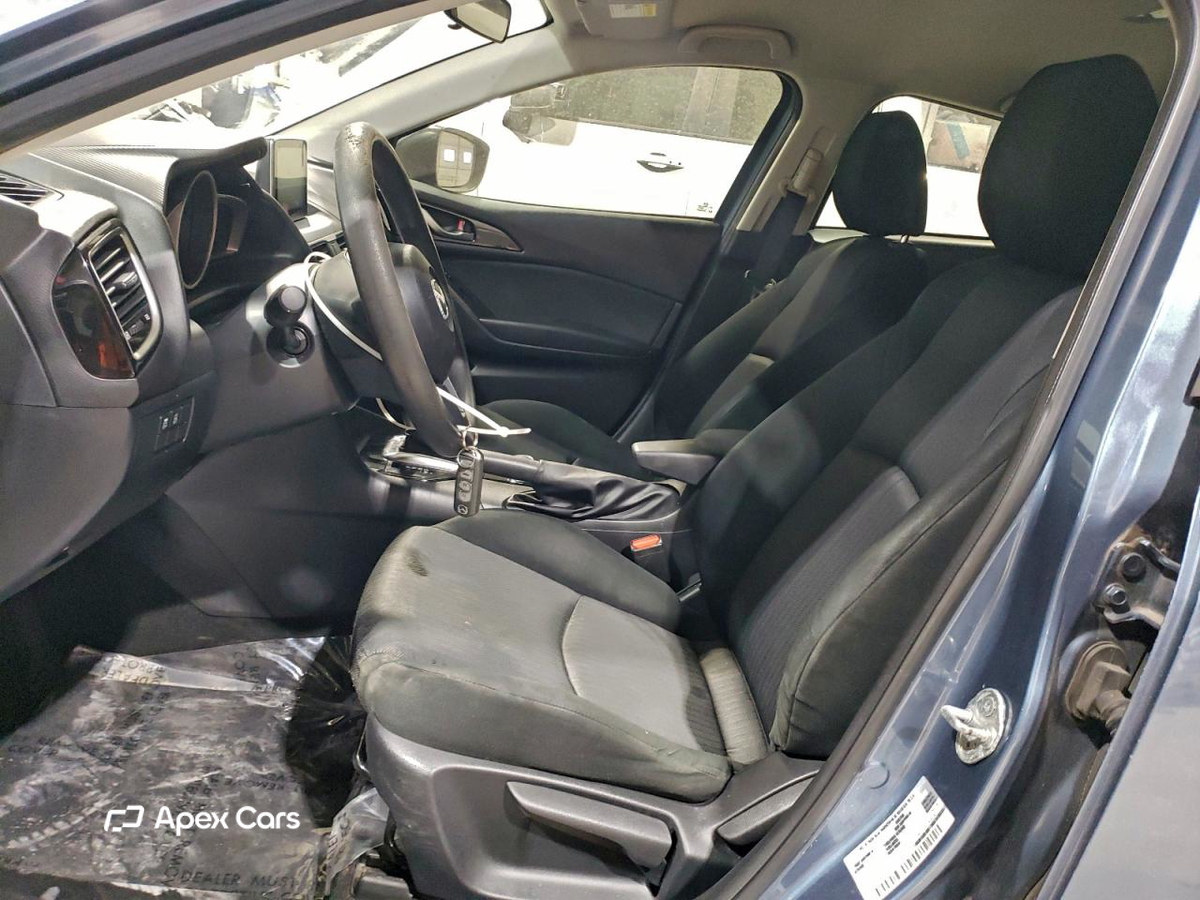 Mazda 3 2015