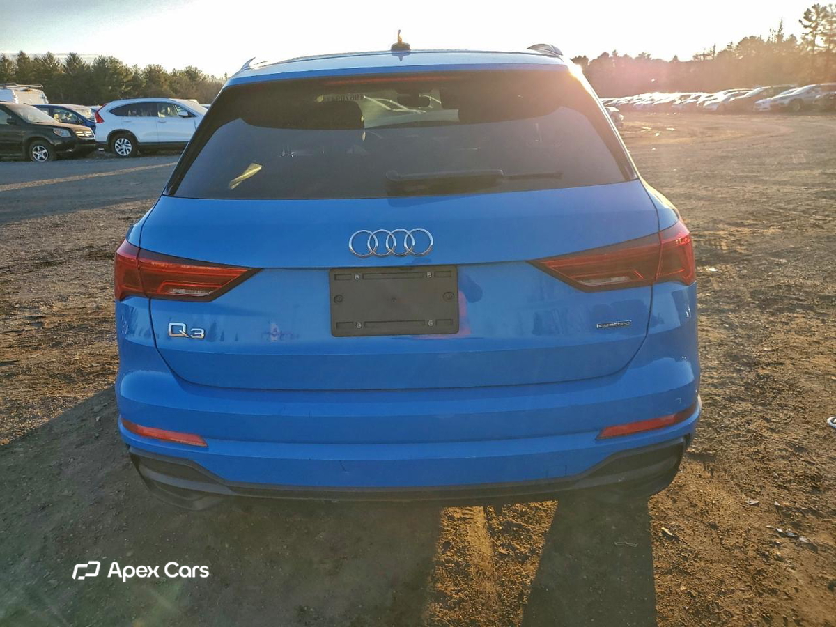 Audi Q3 2021