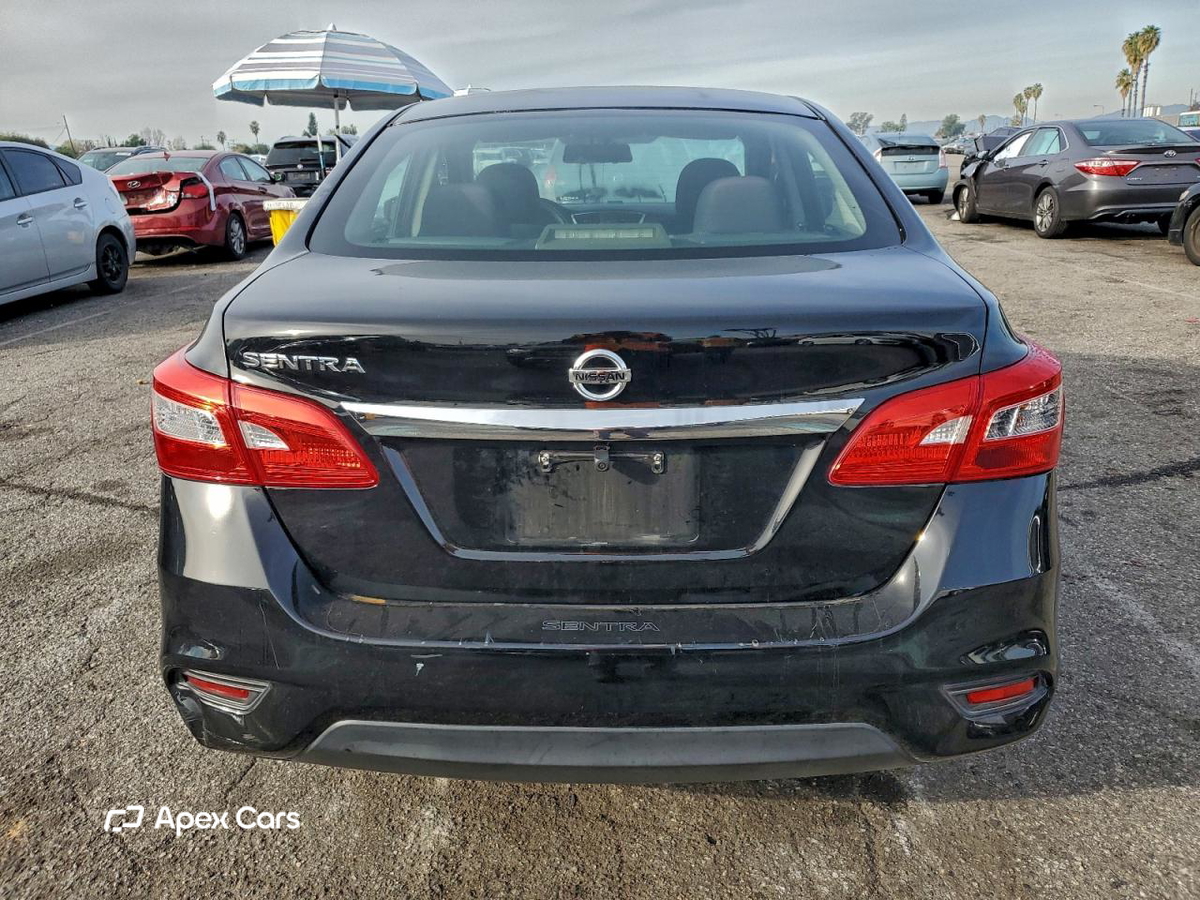 Nissan Sentra 2016