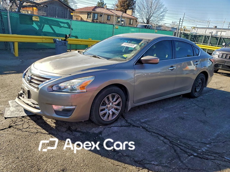 Nissan Altima 2015 - Zdjęcie 1 z 13