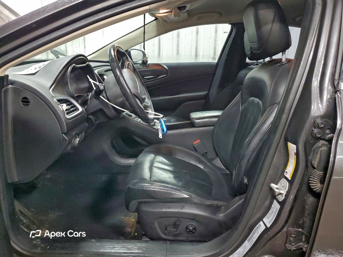 Chrysler 200 2017