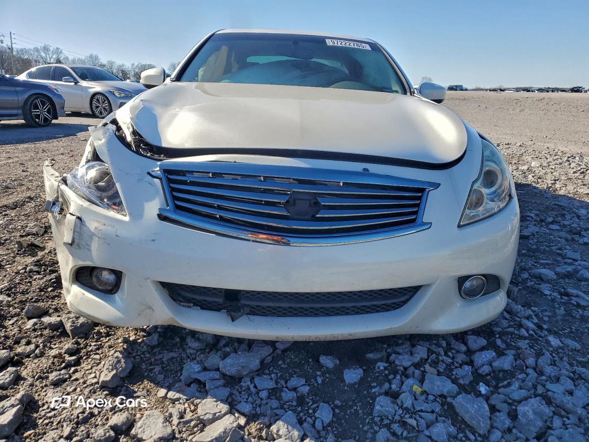 Infiniti G 2013