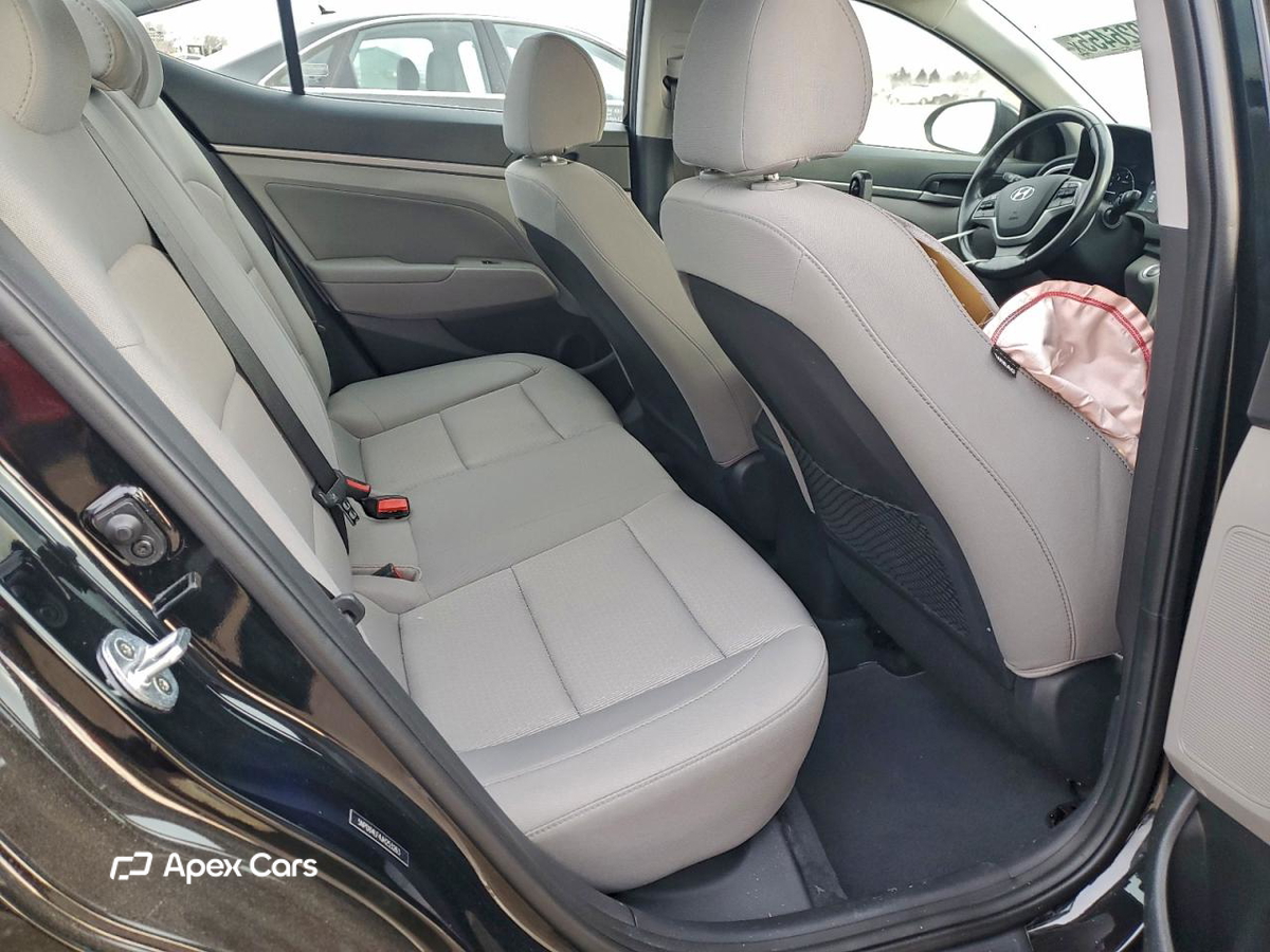 Hyundai Elantra 2018