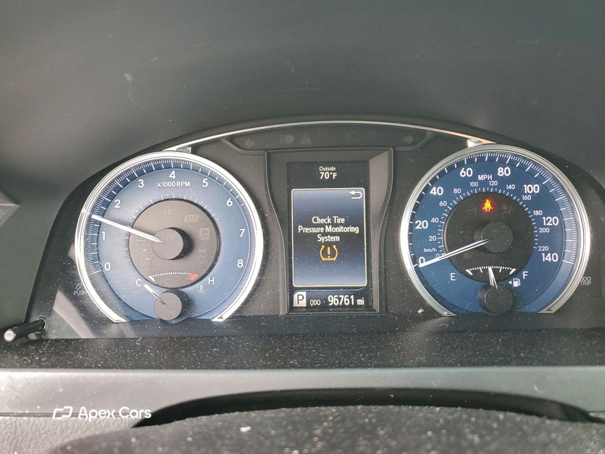 Toyota Camry 2016