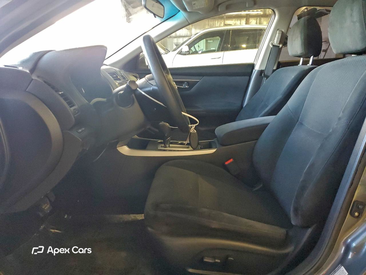 Nissan Altima 2015