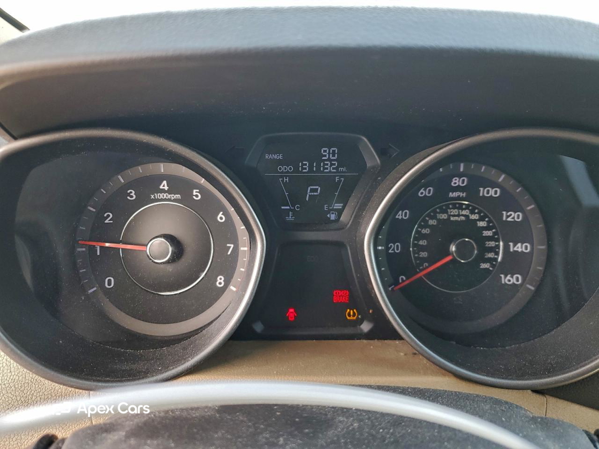 Hyundai Elantra 2013