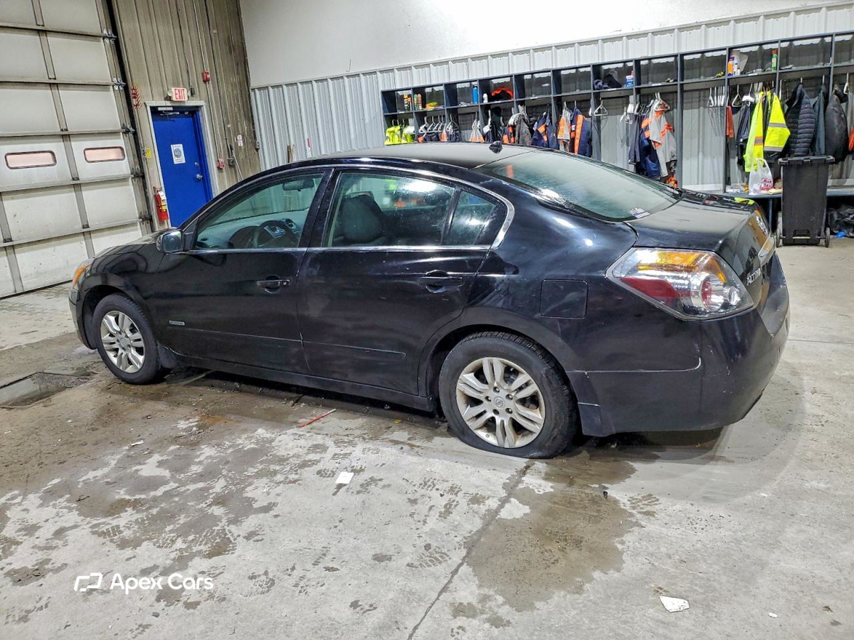 Nissan Altima 2010
