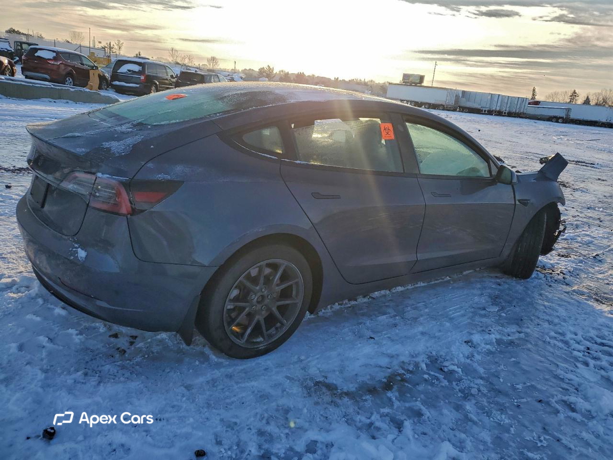 Tesla Model 3 2023