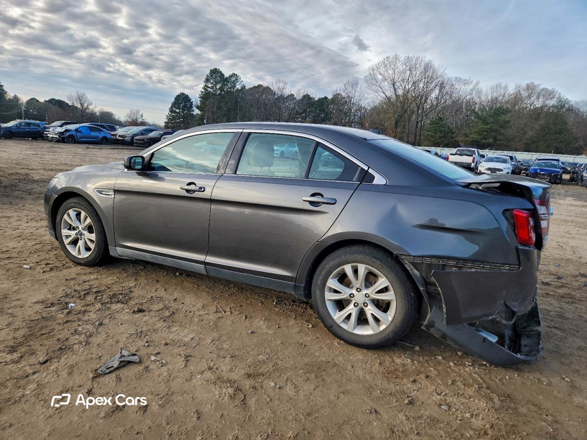 Ford Taurus 2015