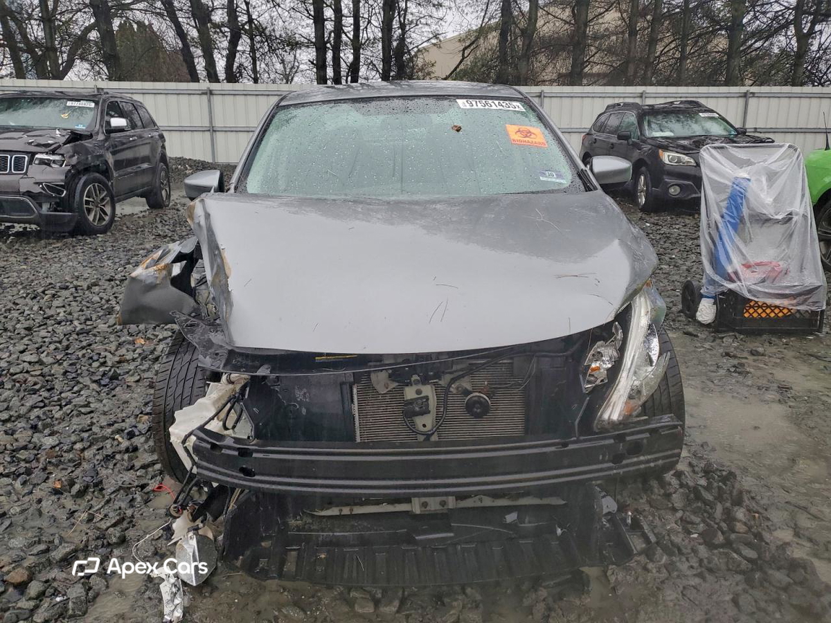 Nissan Sentra 2013