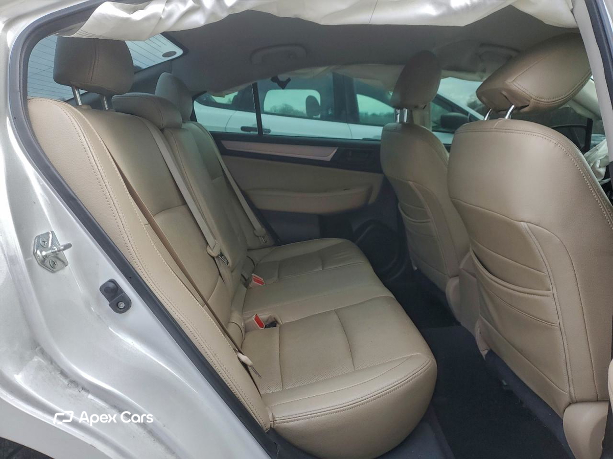 Subaru Legacy 2016