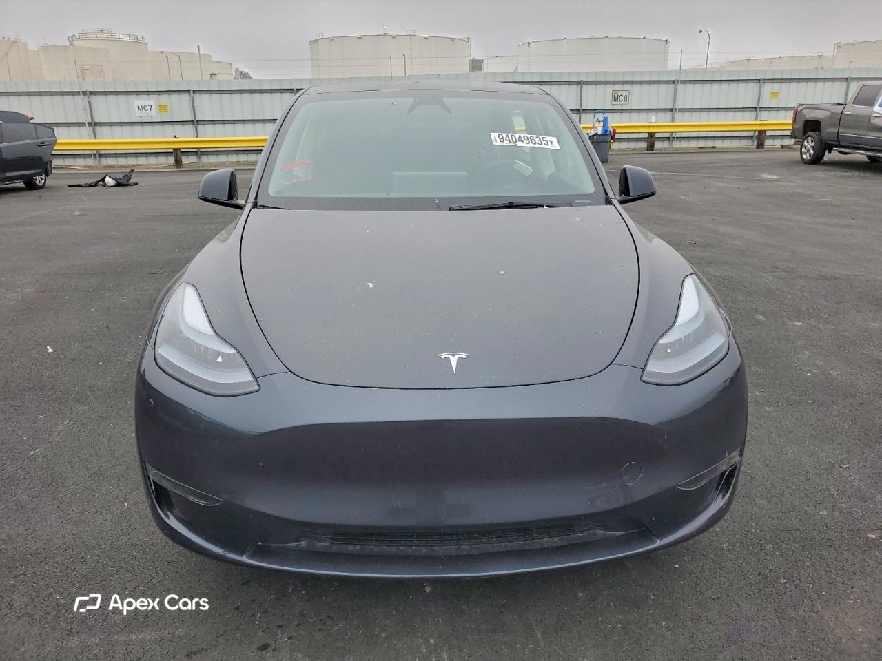 Tesla Model Y 2025