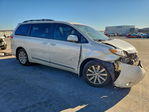 Toyota Sienna 2011