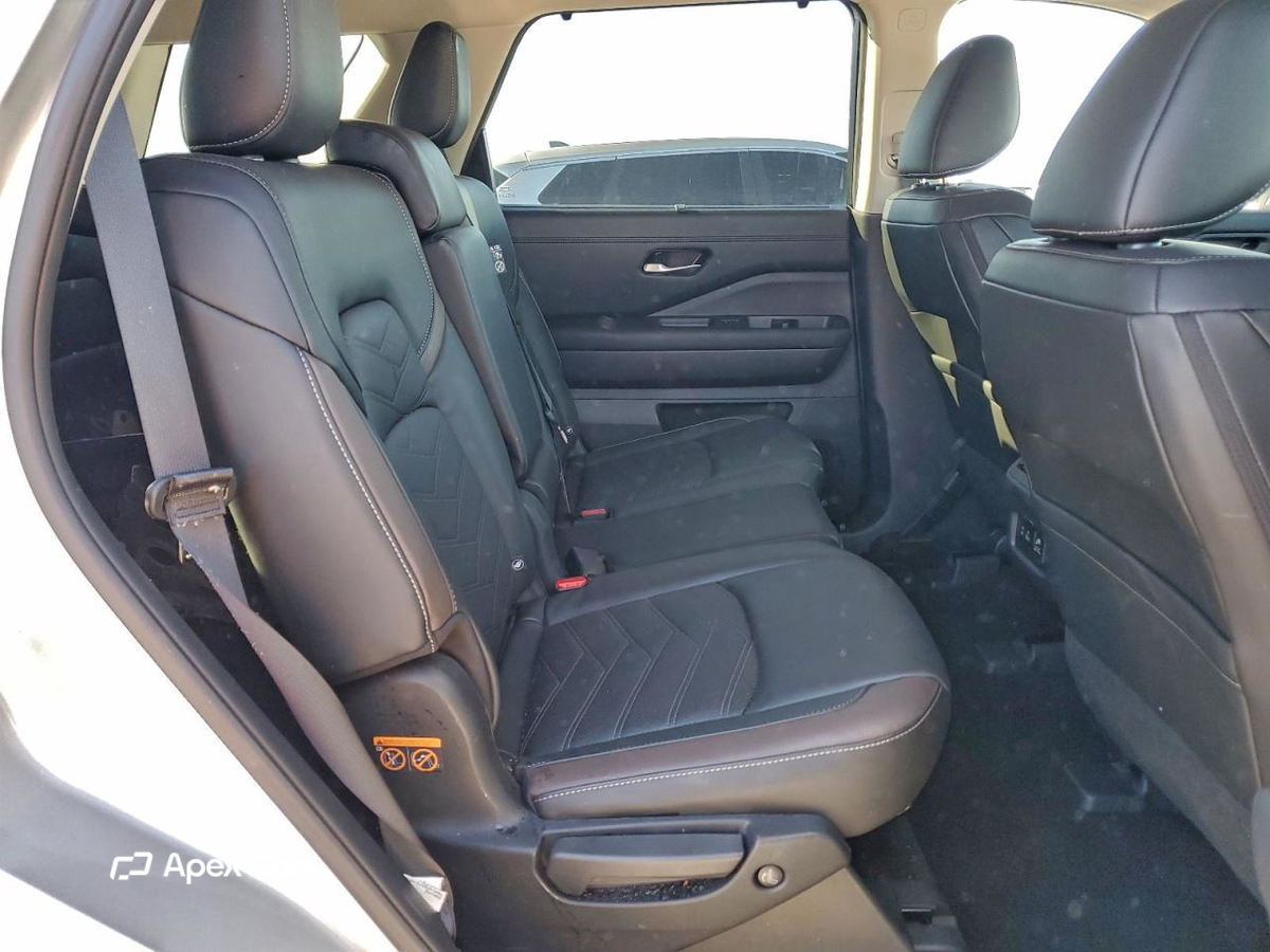 Nissan Pathfinder 2025