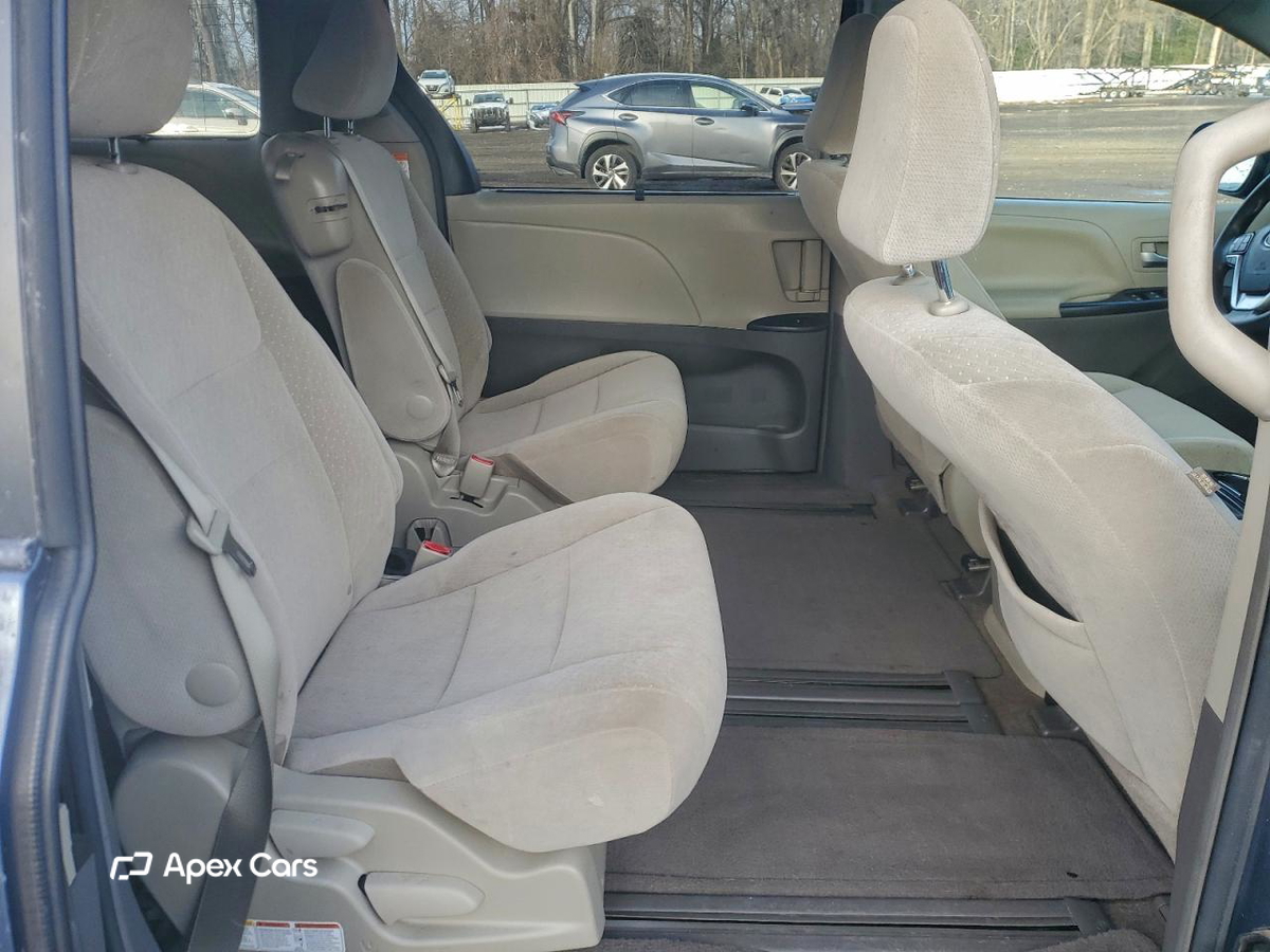 Toyota Sienna 2017