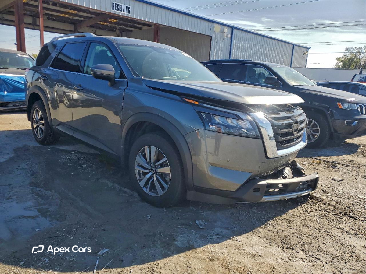 Nissan Pathfinder 2025
