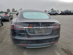 Tesla Model S 2015