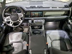 Land Rover Defender 2024
