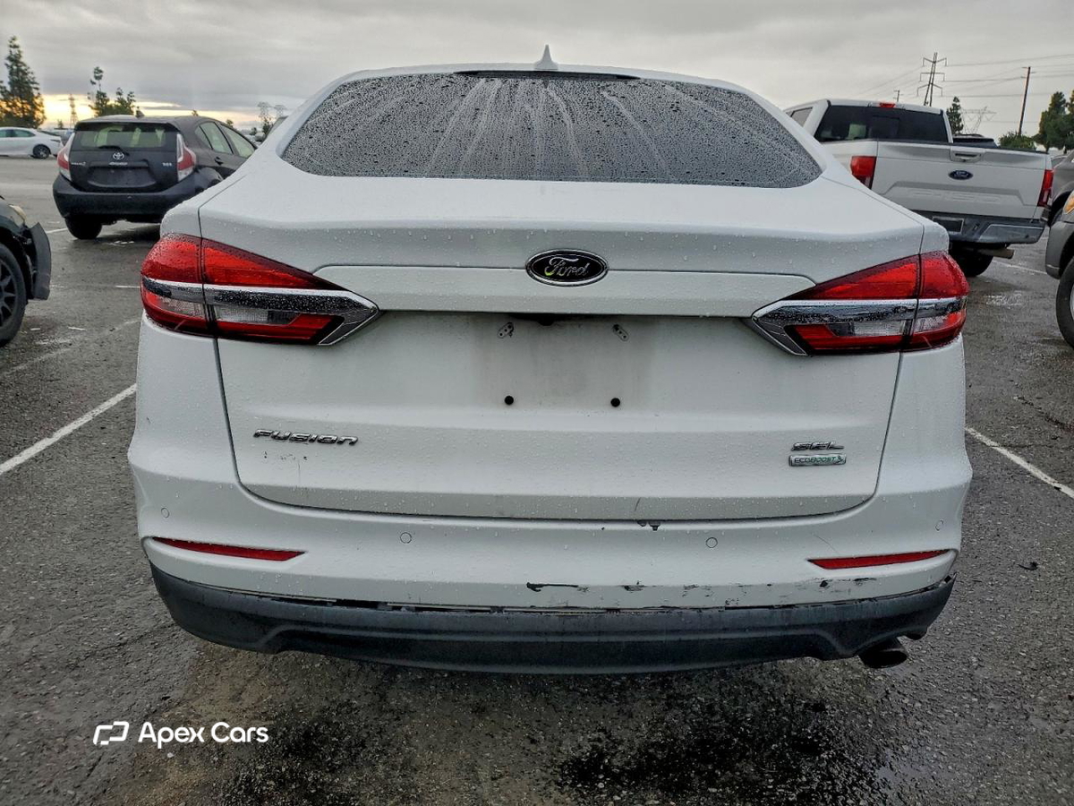 Ford Fusion 2020