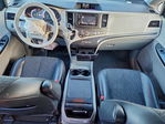 Toyota Sienna 2013