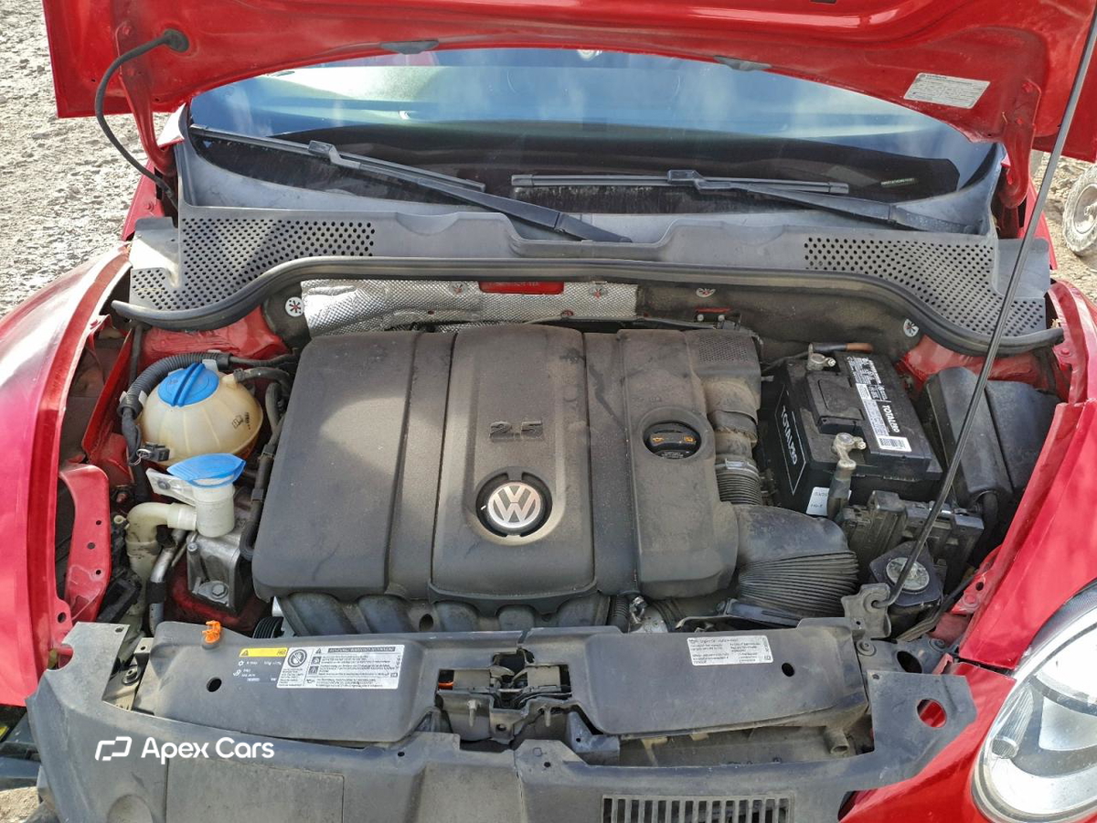 Volkswagen Beetle 2013