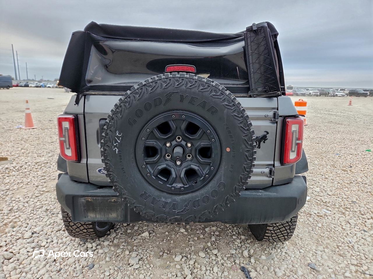 Ford Bronco 2024