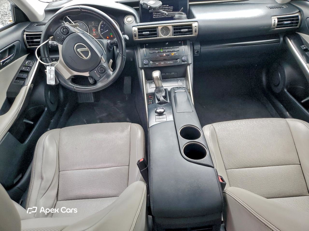 Lexus IS 2014
