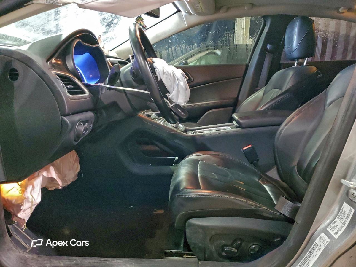 Chrysler 200 2016