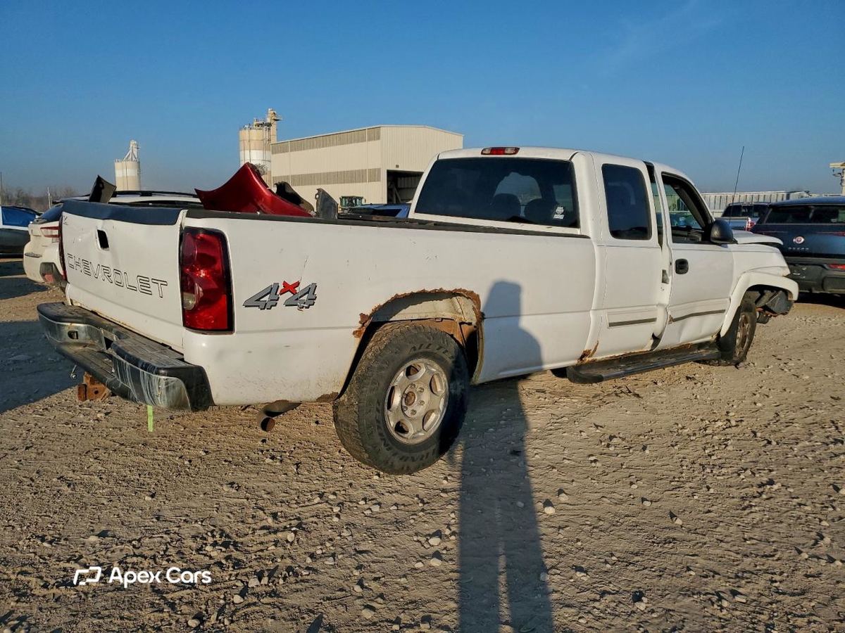 Chevrolet Silverado 2004
