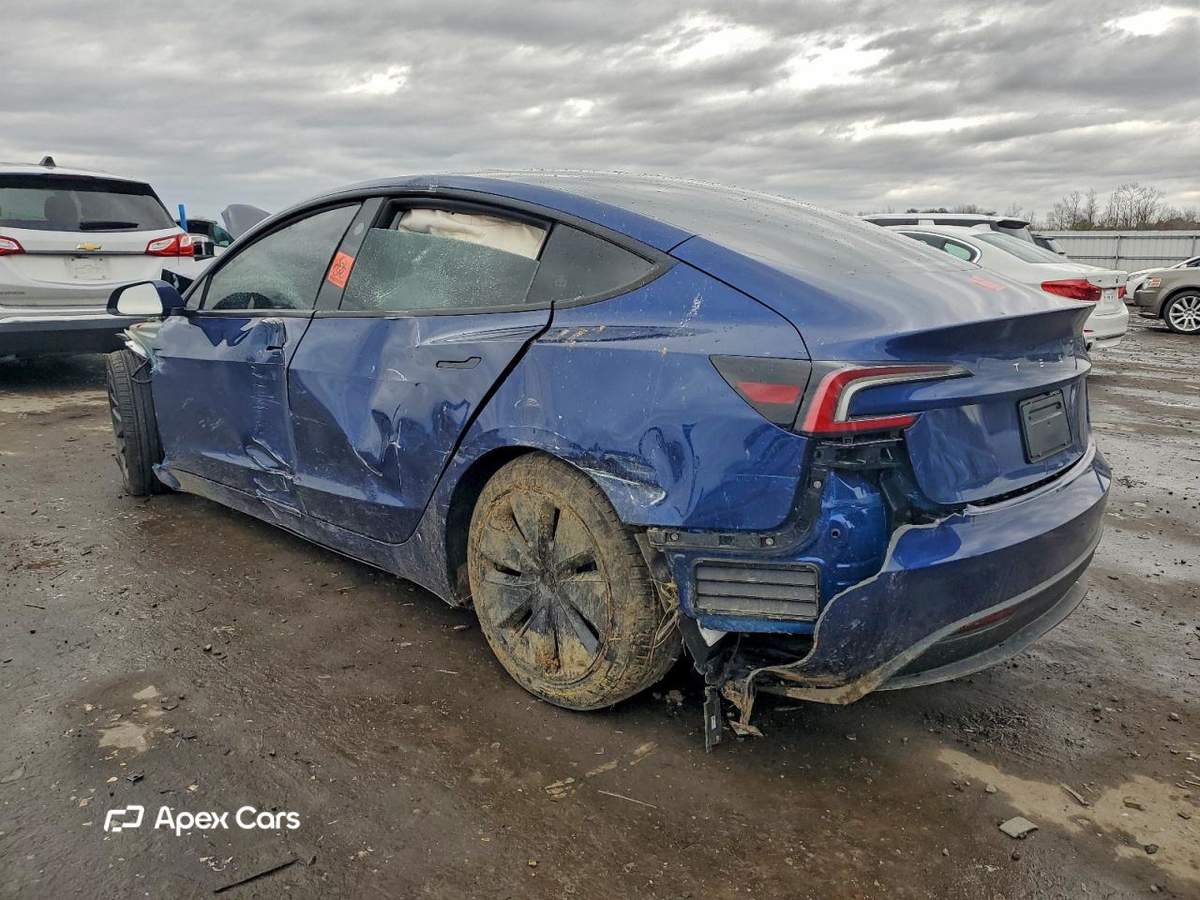 Tesla Model 3 2025