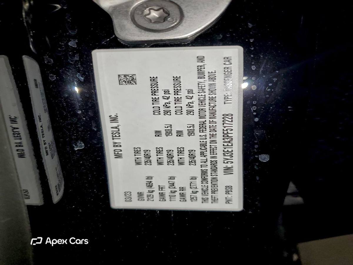 Tesla Model 3 2023
