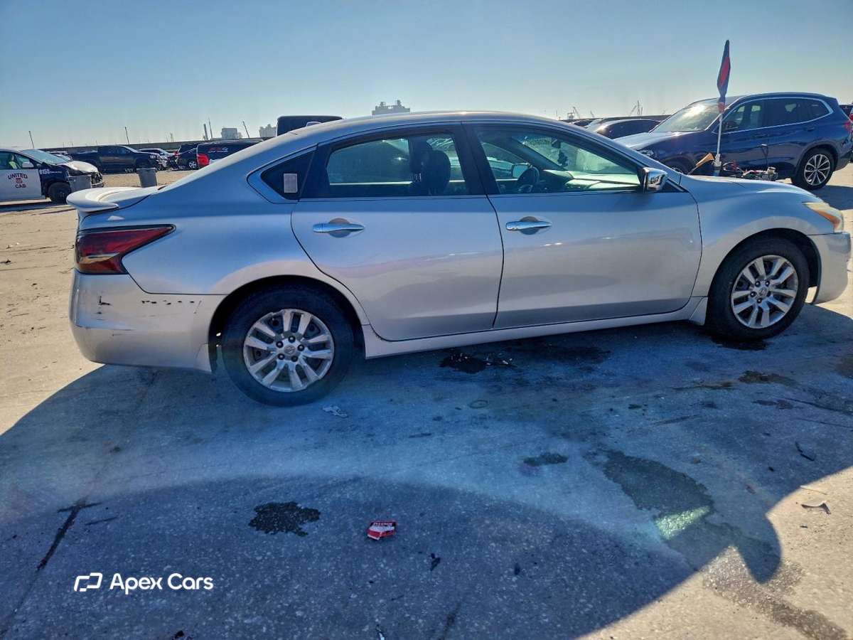 Nissan Altima 2015