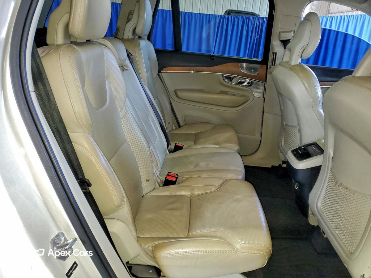 Volvo XC90 2016