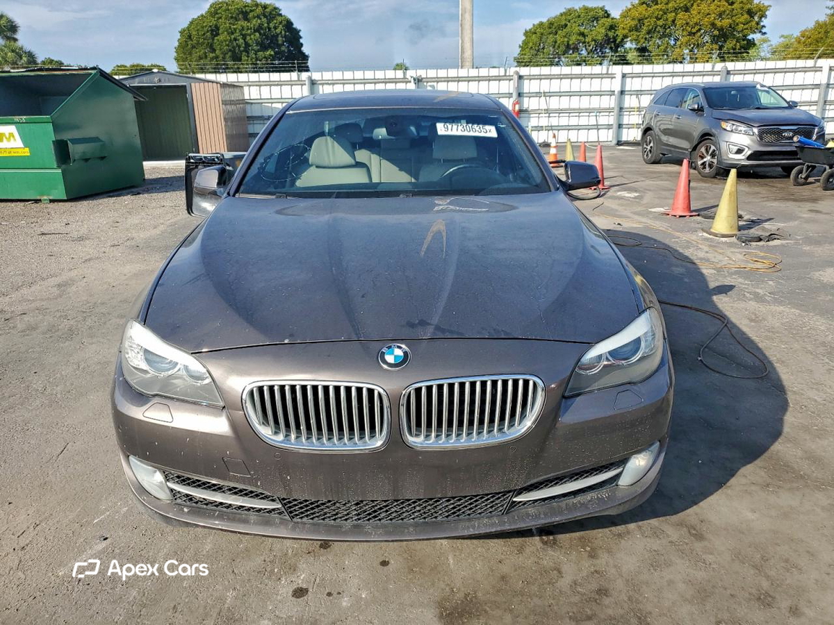 BMW Series 5 2012