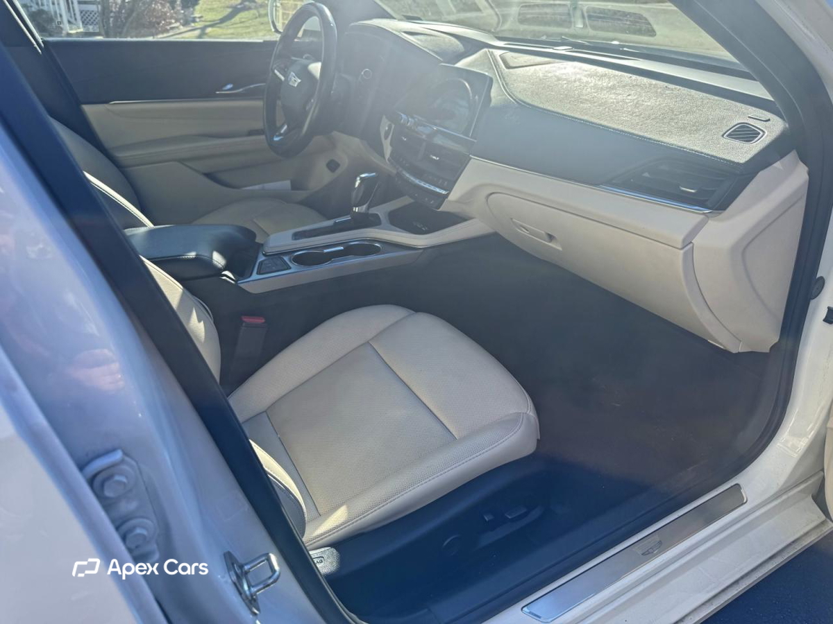 Cadillac CT4 2023