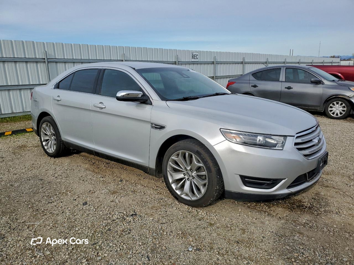 Ford Taurus 2017